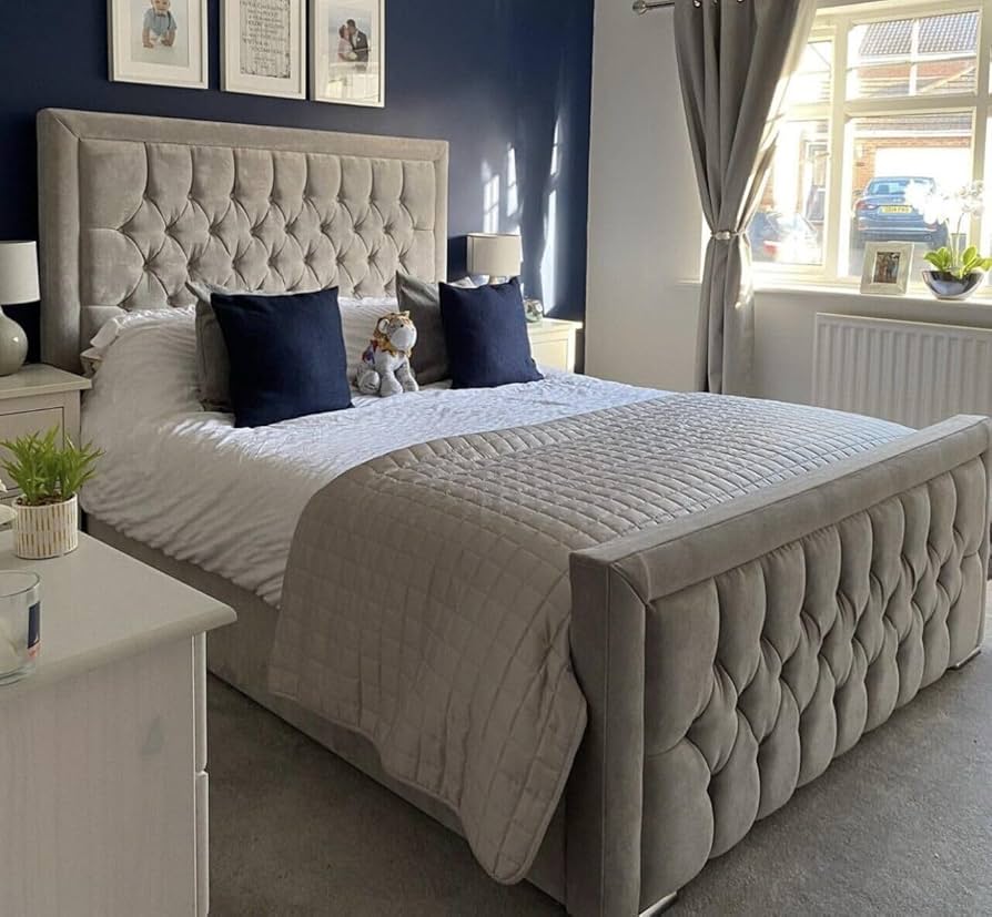 Hilton Bed Set with Headboard and Footboard Style 2